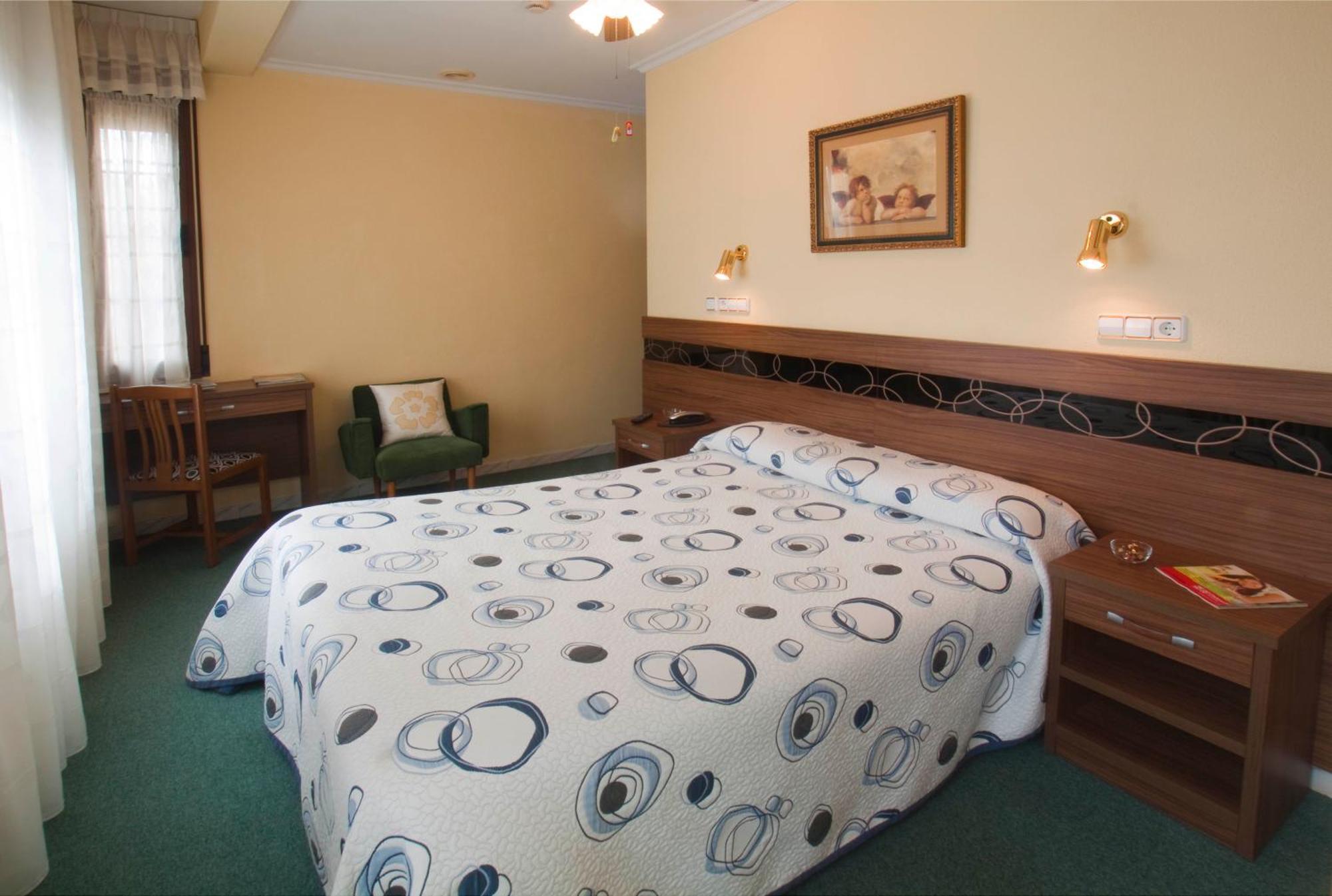 Standard Queen Room,1020388588:JPEG
